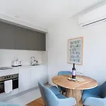 Guestready - Downtown Refuge With Private Parking