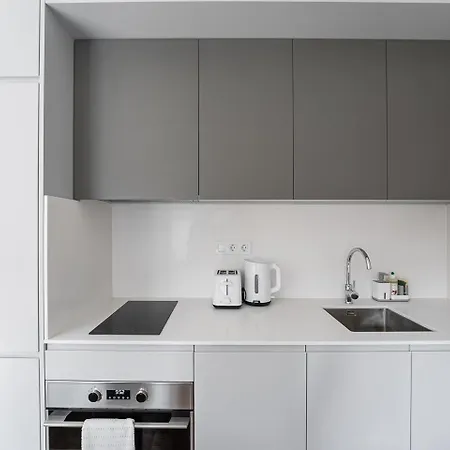 Guestready - Downtown Refuge With Private Parking * Porto