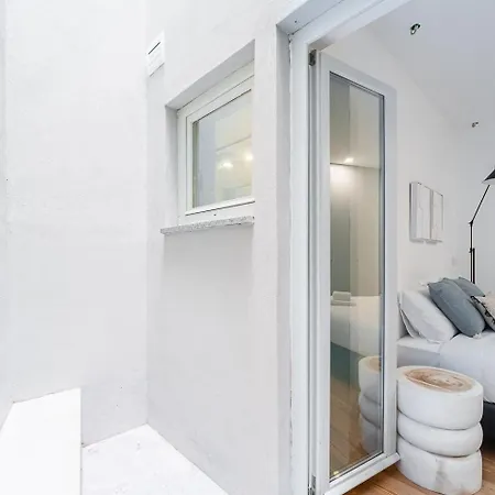 Guestready - Downtown Refuge With Private Parking