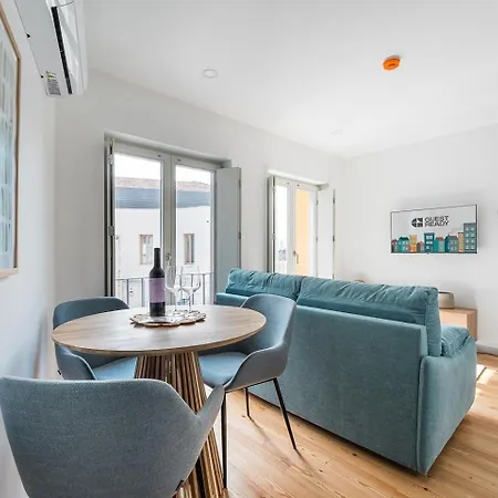 Guestready - Downtown Refuge With Private Parking شقة