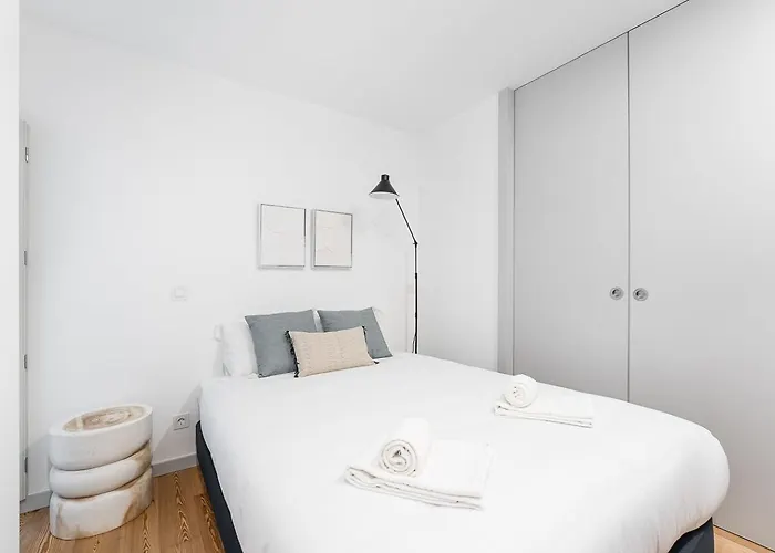 Guestready - Downtown Refuge With Private Parking *