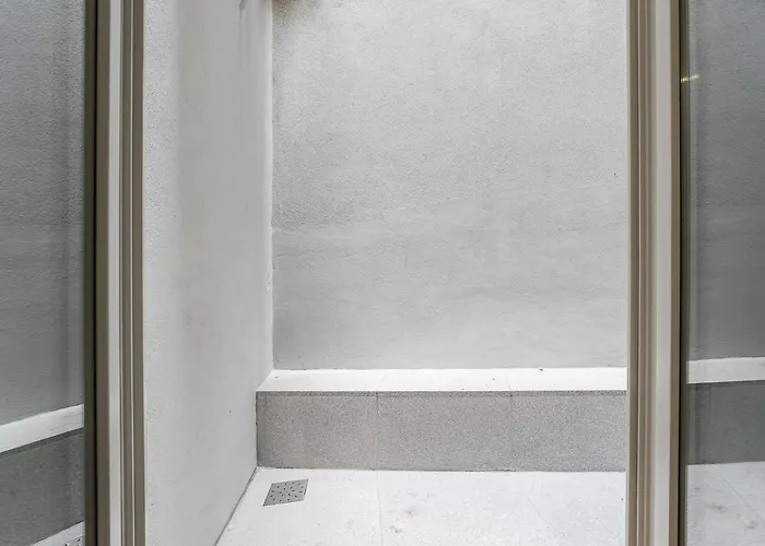 Guestready - Downtown Refuge With Private Parking Appartement