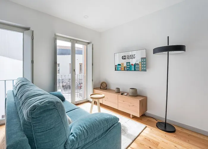 Guestready - Downtown Refuge With Private Parking * Porto
