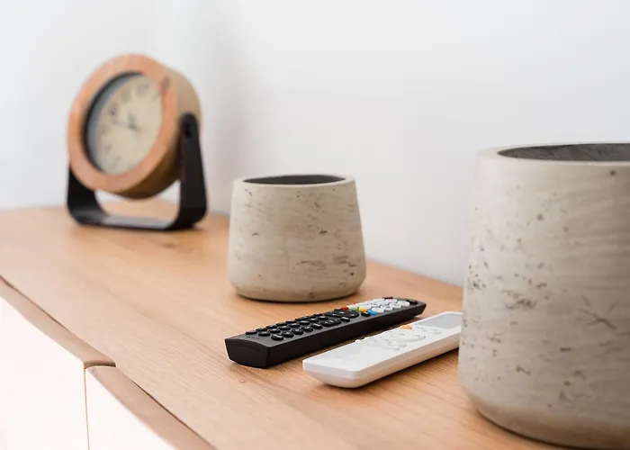 Apartman Guestready - Downtown Refuge With Private Parking *